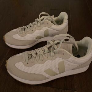 Veja White and Beige Sneakers